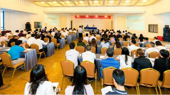 埋头赶路，也要抬头寻道