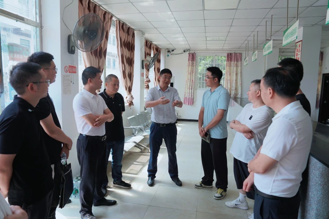 许东明赴南充市嘉陵区、巴中市通江县调研督导定点帮扶和托底性帮扶工作